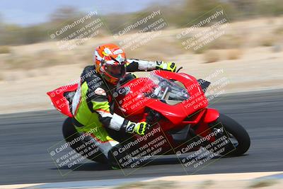 media/Apr-10-2022-SoCal Trackdays (Sun) [[f104b12566]]/Turn 7 Inside (1025am)/